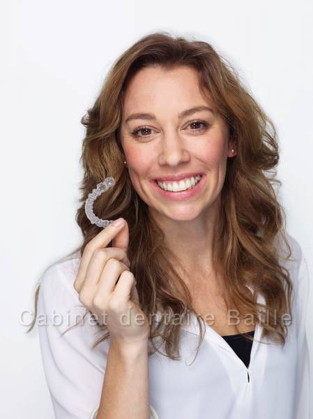 orthodontie invisalign gouttières prix.Aix en provence.Dr TOURROLIER DIDIER